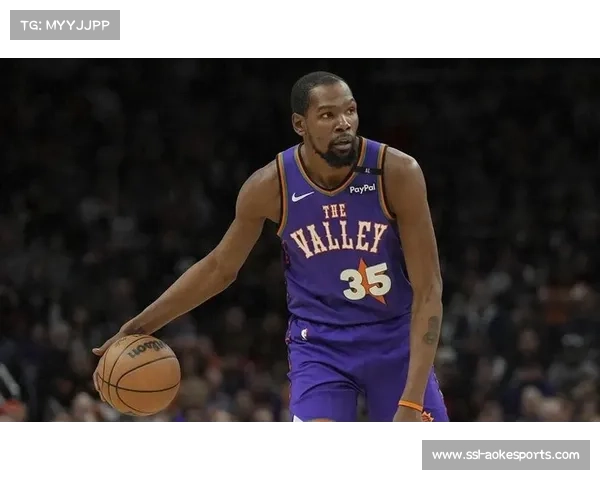 杜兰特身披火箭战袍重返俄城参加冠军庆典全场掌声致敬昔日功勋